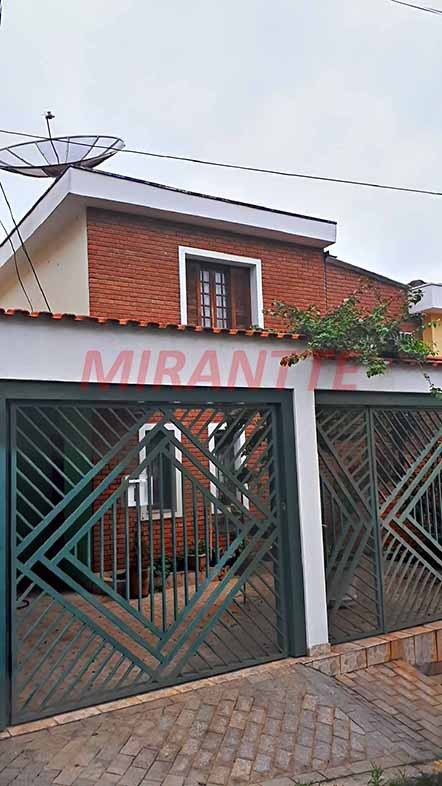 Sobrado de 217m² com 4 quartos em Mandaqui
