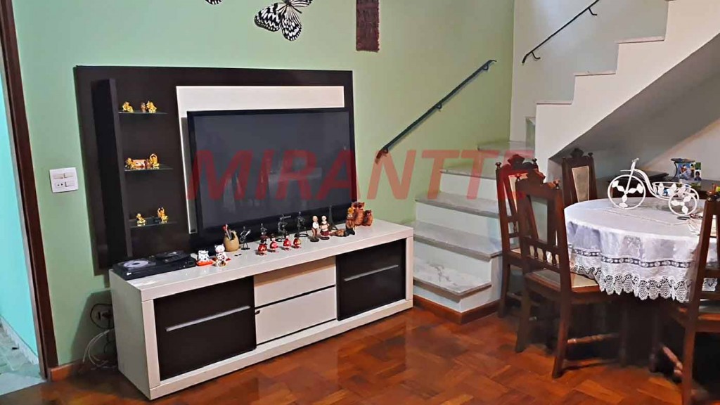 Sobrado de 217m² com 4 quartos em Mandaqui