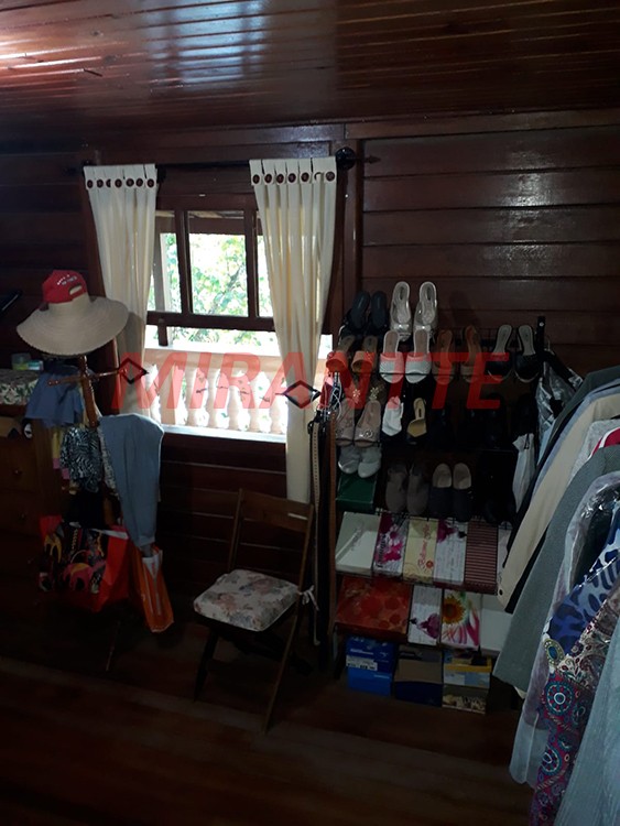 Casa terrea de 320m² com 2 quartos em Serra da Cantareira