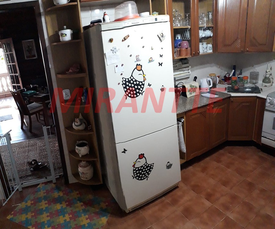 Casa terrea de 320m² com 2 quartos em Serra da Cantareira