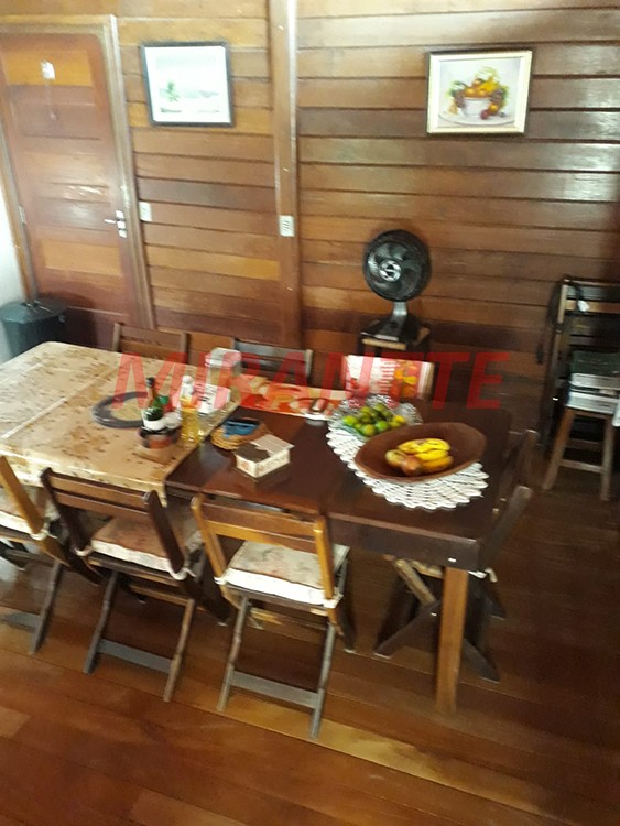 Casa terrea de 320m² com 2 quartos em Serra da Cantareira