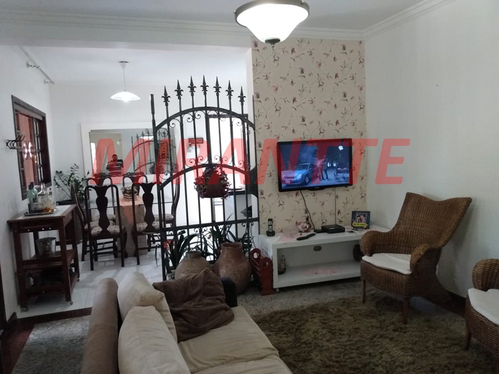 Casa terrea de 340m² com 3 quartos em Centro – Mairiporã
