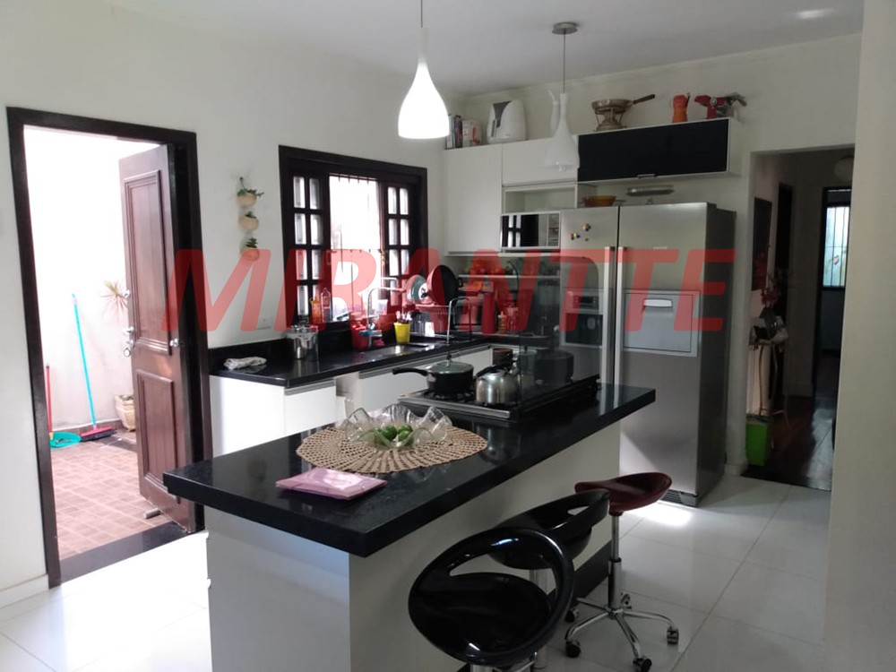 Casa terrea de 340m² com 3 quartos em Centro – Mairiporã