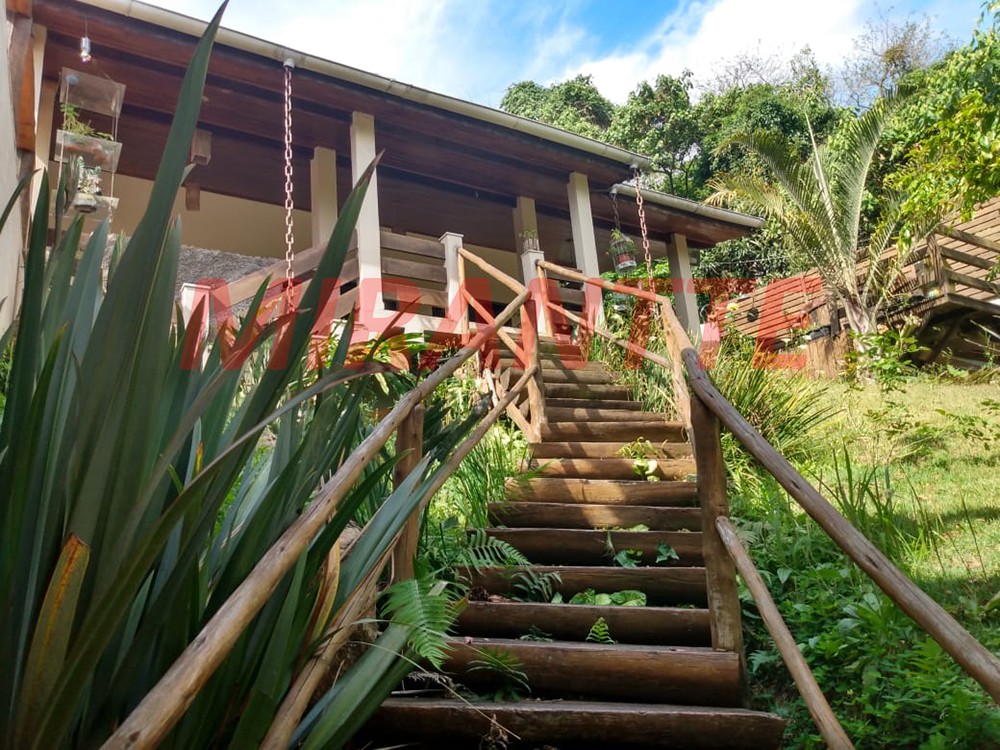 Casa terrea de 340m² com 3 quartos em Centro – Mairiporã
