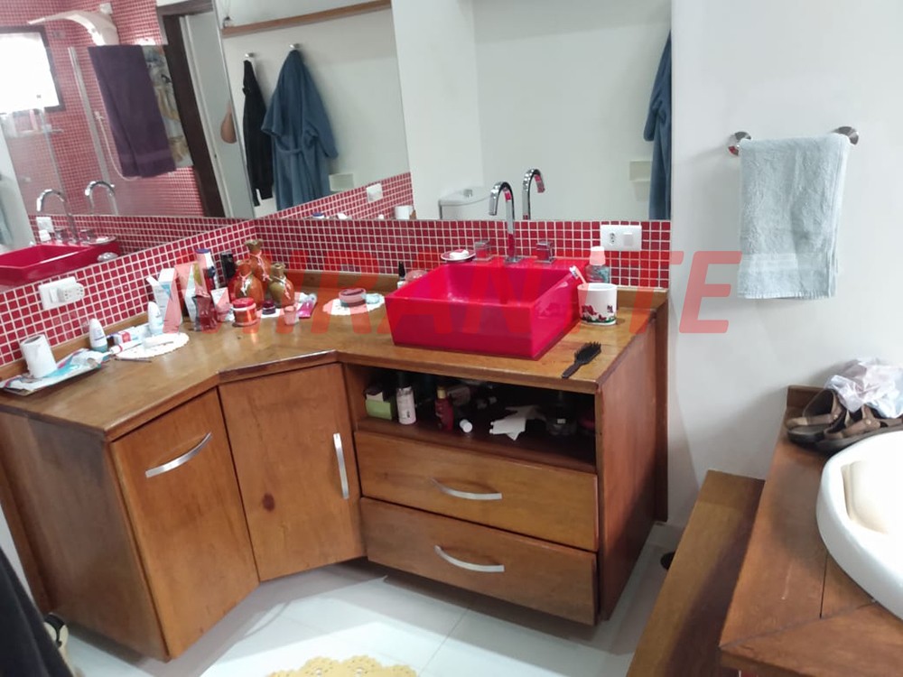 Casa terrea de 340m² com 3 quartos em Centro – Mairiporã