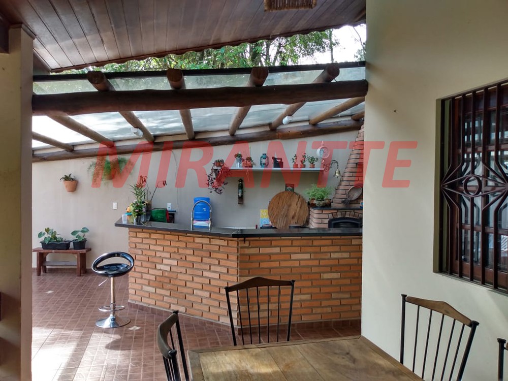 Casa terrea de 340m² com 3 quartos em Centro – Mairiporã