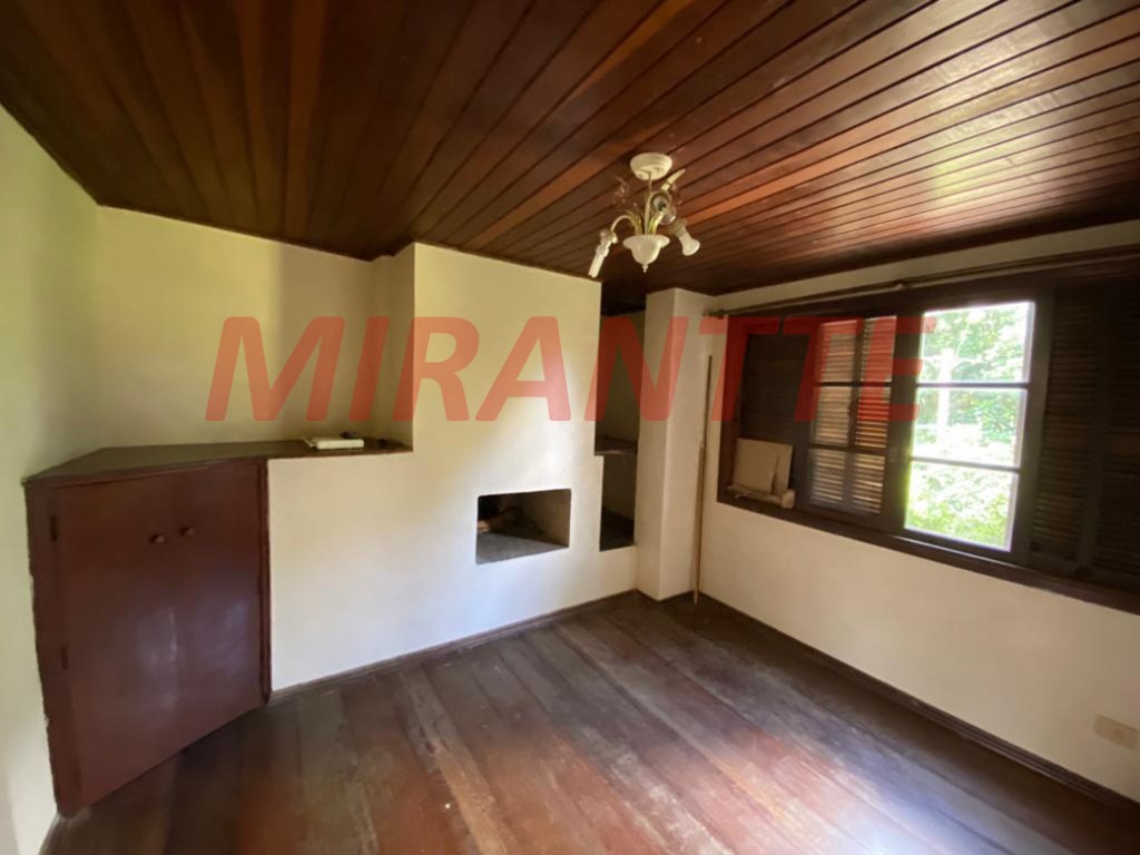 Sobrado de 270m² com 2 quartos em Serra Da Cantareira