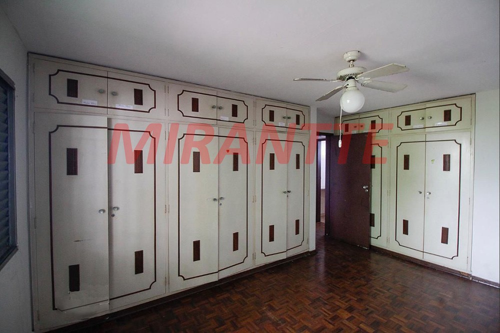 Sobrado de 238m² com 5 quartos em Lapa
