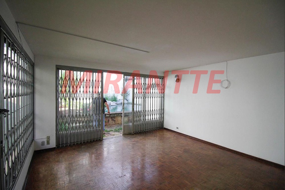 Sobrado de 238m² com 5 quartos em Lapa