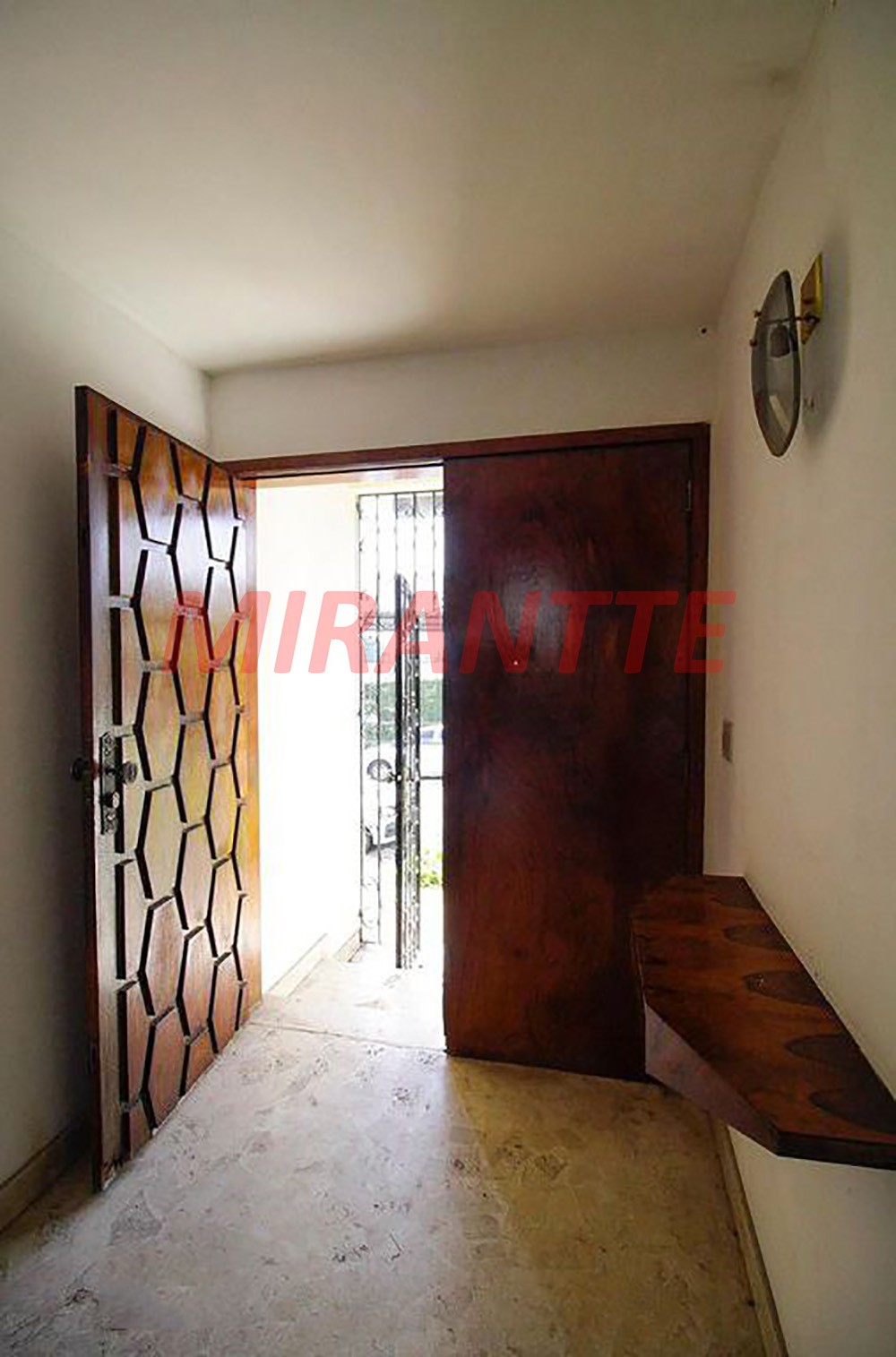 Sobrado de 238m² com 5 quartos em Lapa