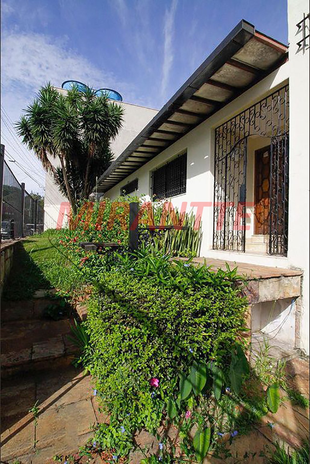 Sobrado de 238m² com 5 quartos em Lapa