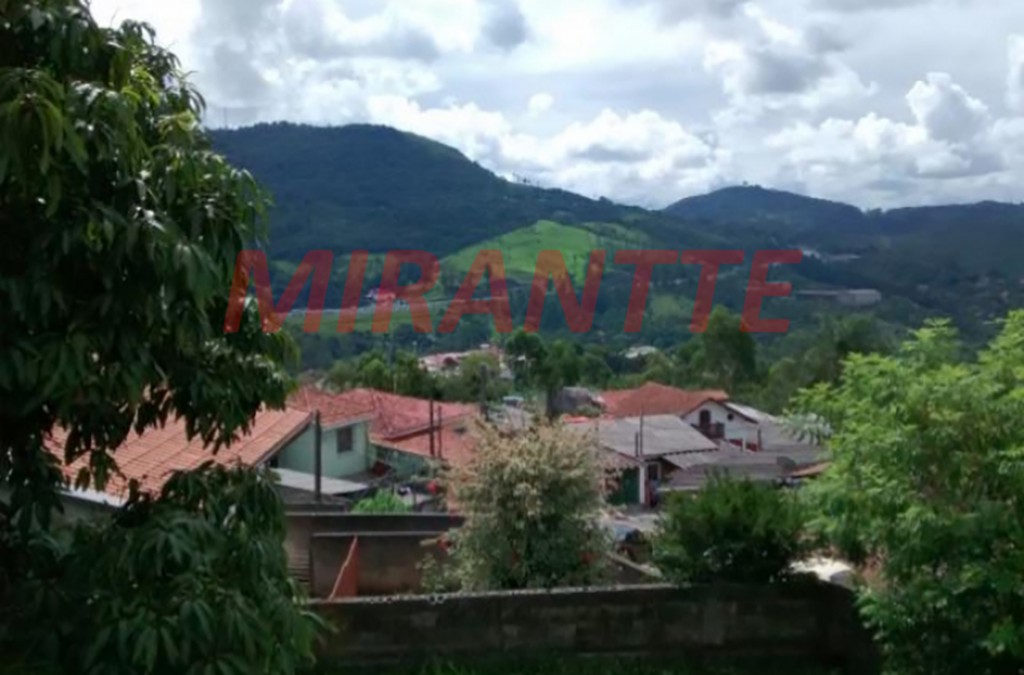 Sobrado de 180m² com 4 quartos em Centro – Mairiporã