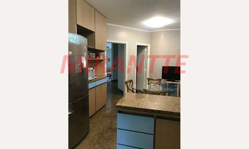 Sobrado de 205m² com 4 quartos em Brooklin