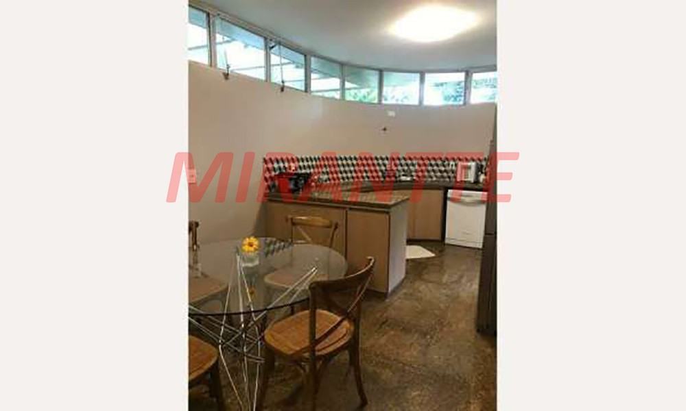 Sobrado de 205m² com 4 quartos em Brooklin