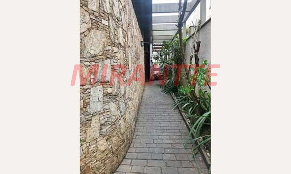 Sobrado de 205m² com 4 quartos em Brooklin