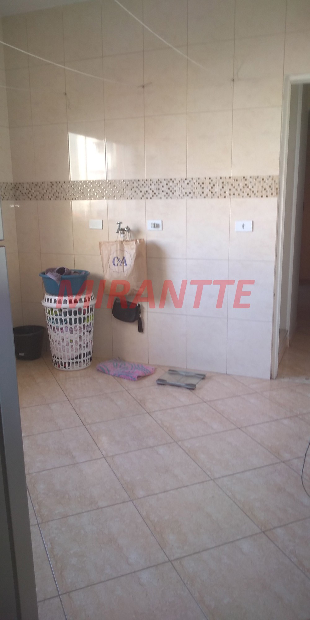 Sobrado de 151m² com 4 quartos em Água Branca
