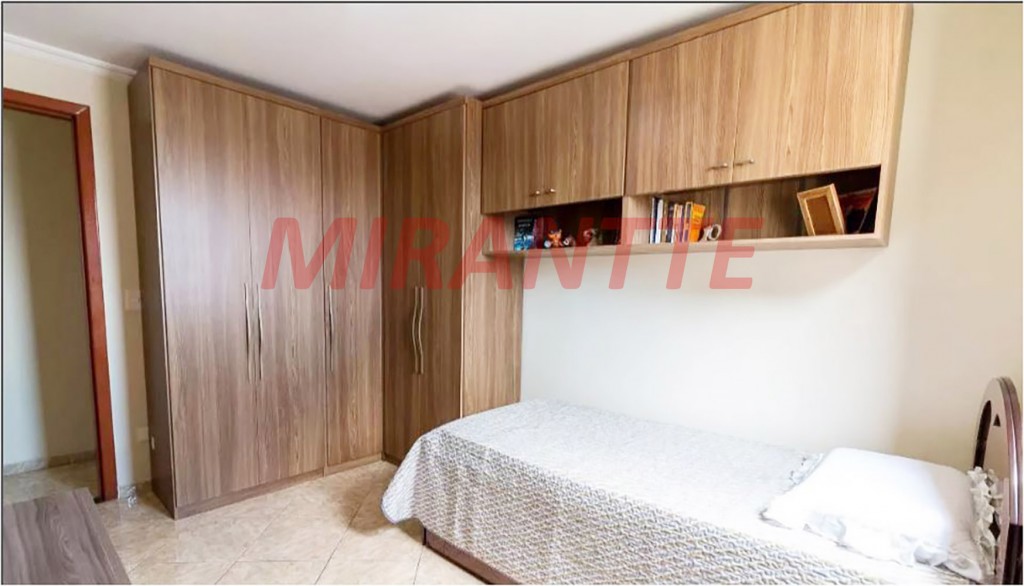 Apartamento de 74m² com 2 quartos em Macedo