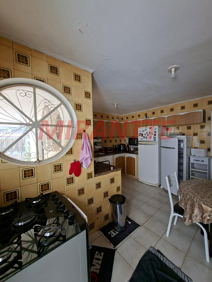Casa terrea de 160m² com 3 quartos em Tremembe