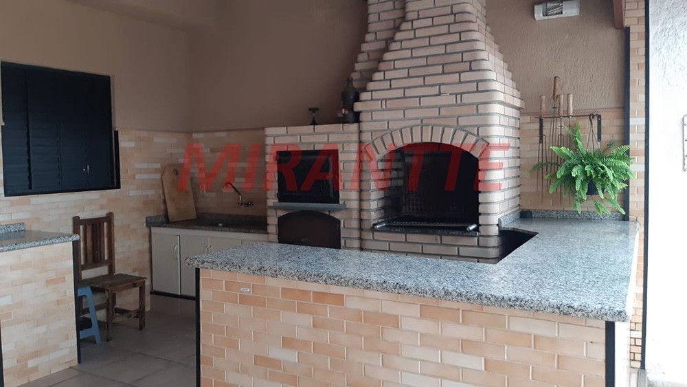 Sobrado de 163m² com 3 quartos em Parque Peruche