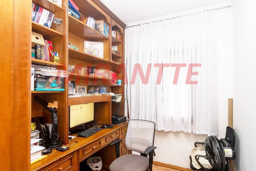Casa terrea de 425m² com 3 quartos em Vila Rosália