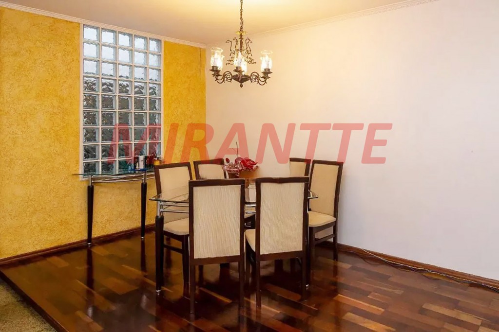 Casa terrea de 425m² com 3 quartos em Vila Rosália