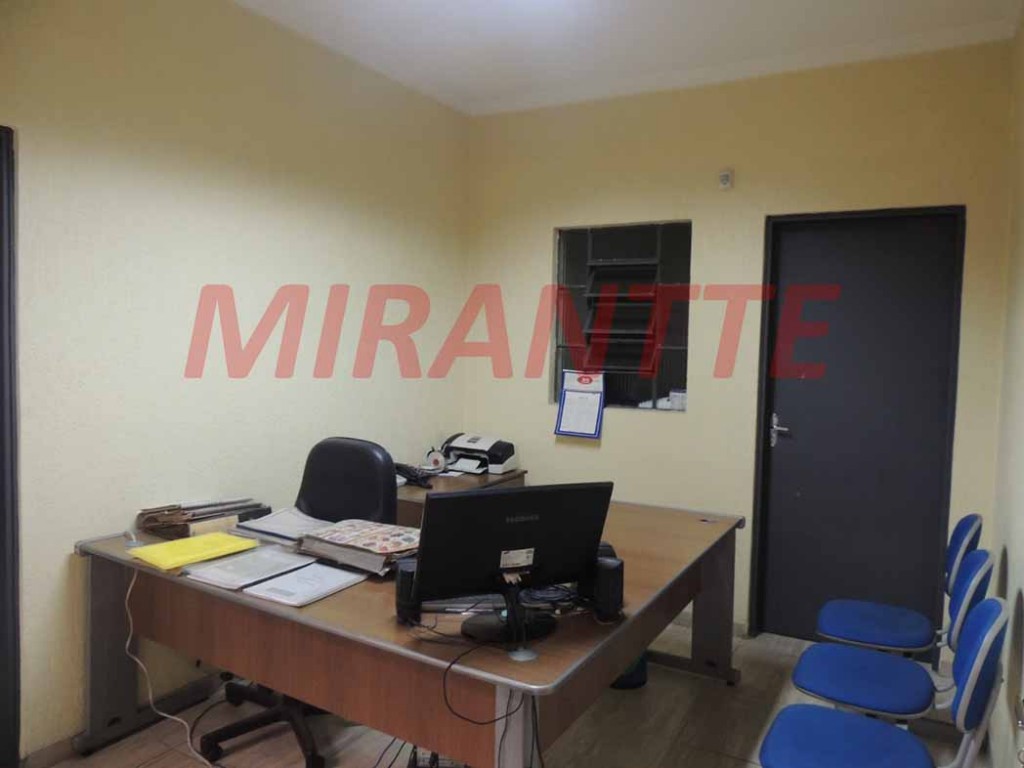 Galpao de 552m² em Casa Verde