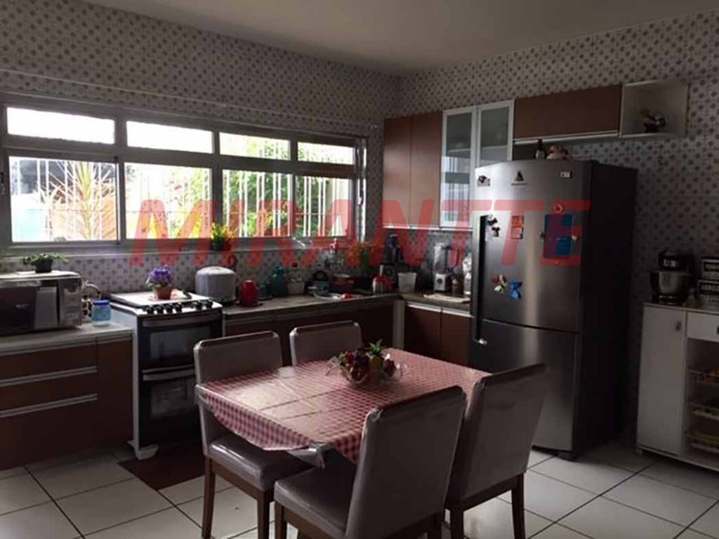 Sobrado de 191m² com 3 quartos em Jardim Popular