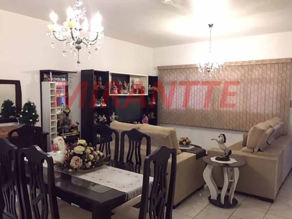 Sobrado de 191m² com 3 quartos em Jardim Popular