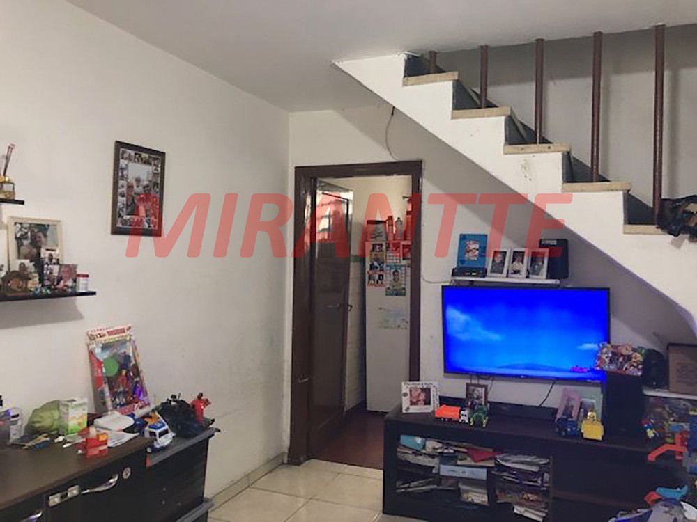 Sobrado de 102m² com 2 quartos em Santana