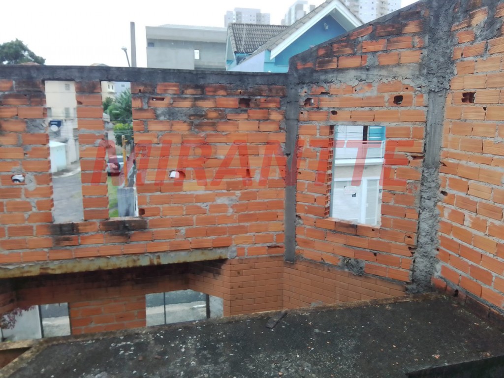 Terreno de 165m² em Parque Vitória