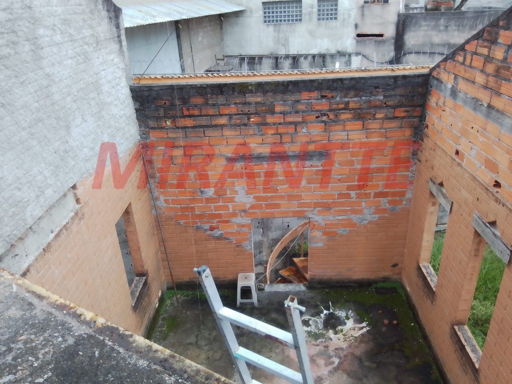 Terreno de 165m² em Parque Vitória