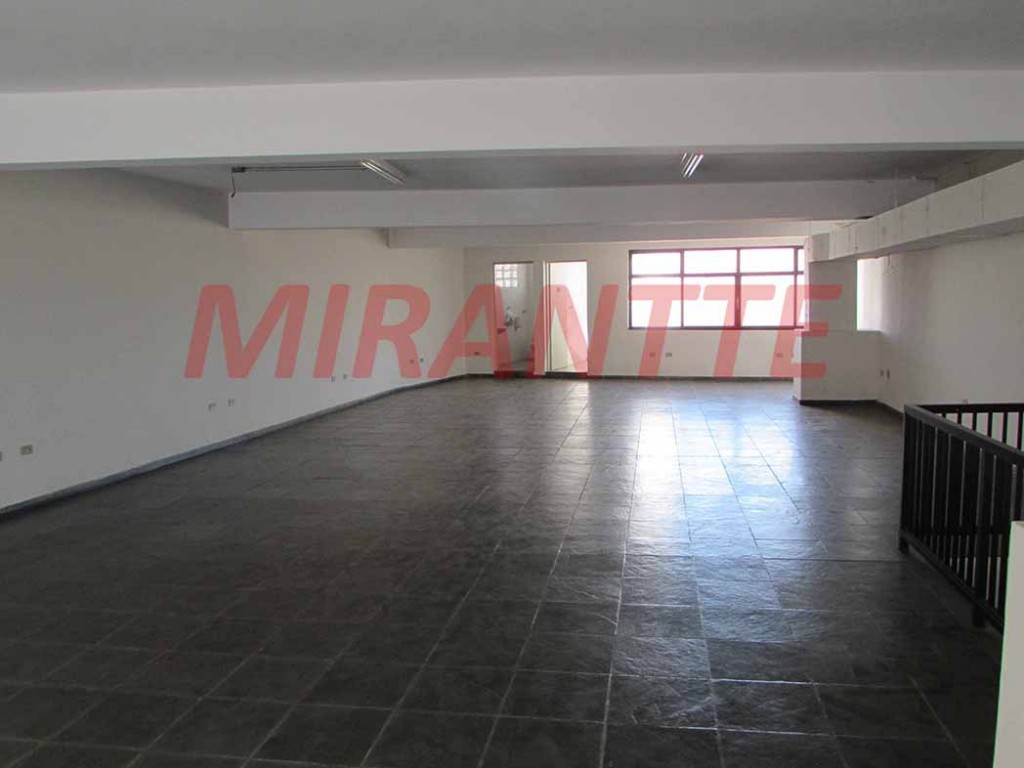 Comercial de 659m² em Casa Verde