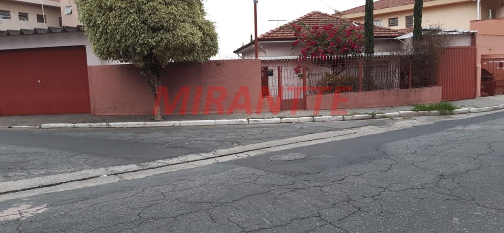 Casa terrea com 3 quartos em Vila Mazzei