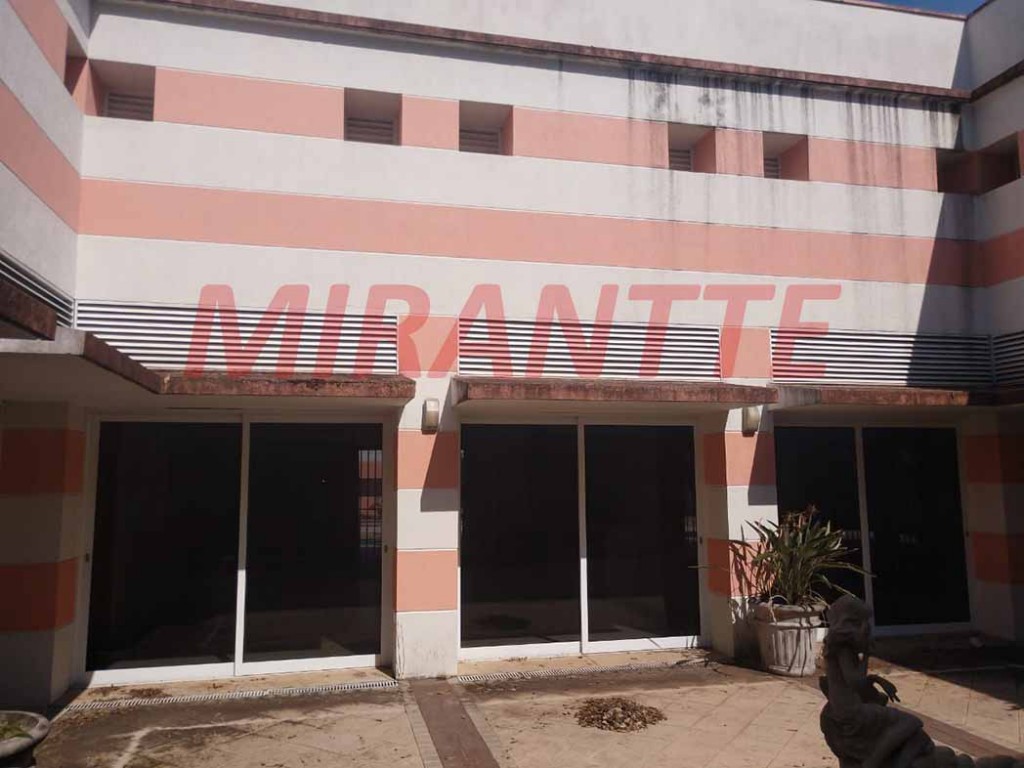 Sobrado de 607m² com 4 quartos em Jardim Prudência
