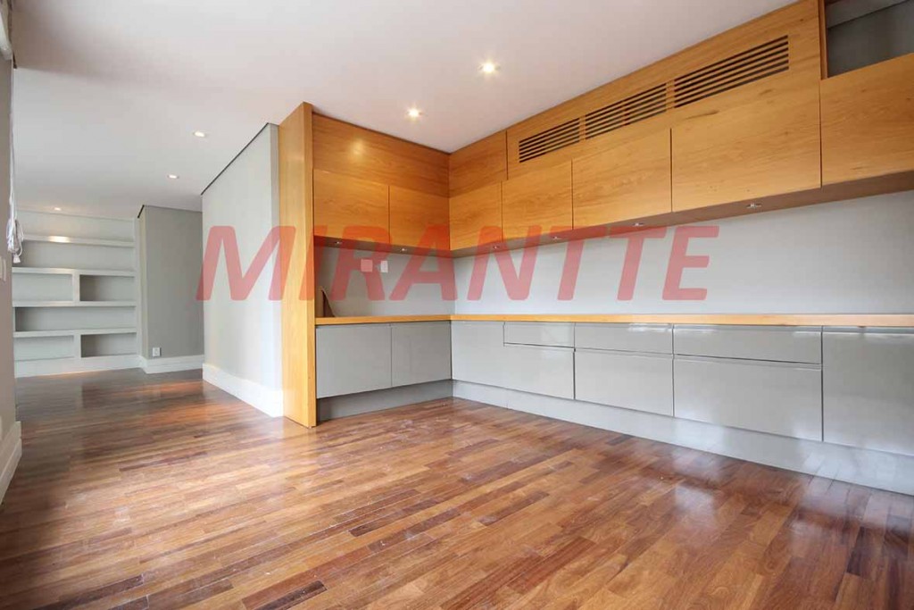 Apartamento com 3 quartos em Higienópolis