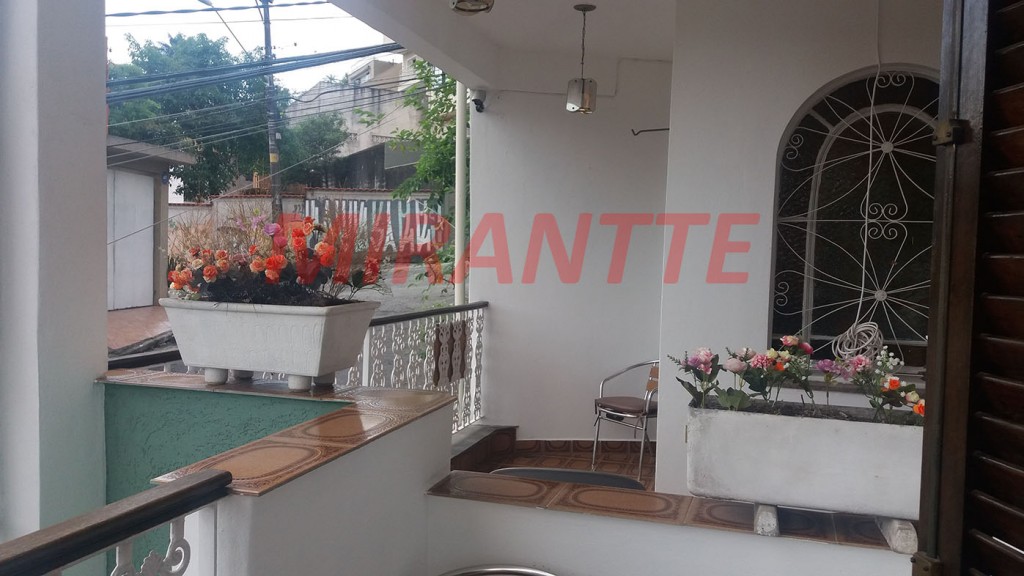 Sobrado de 216m² com 2 quartos em Horto Florestal