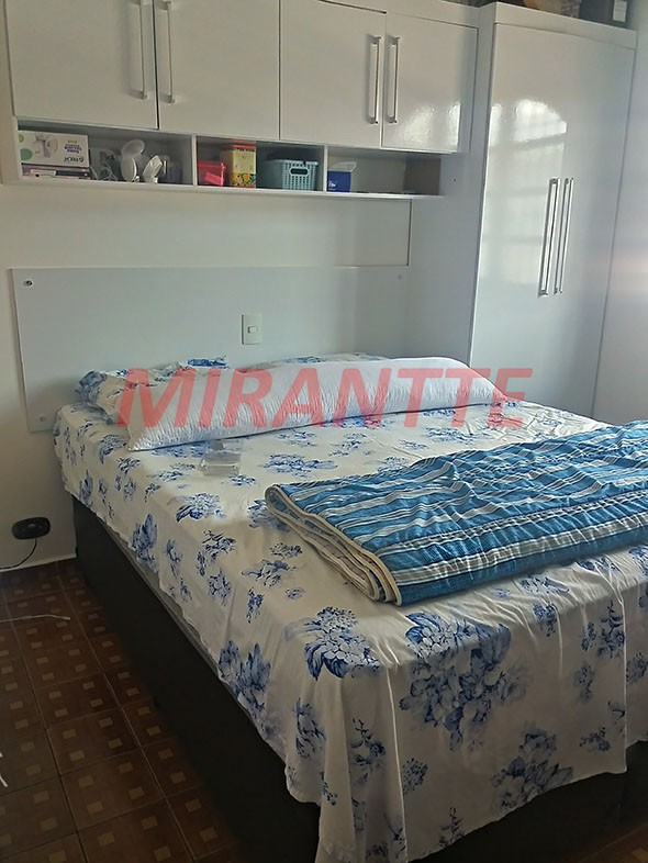 Sobrado de 216m² com 2 quartos em Horto Florestal