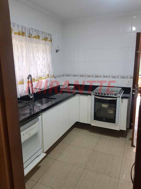 Sobrado de 260m² com 3 quartos em Vila Nova Mazzei