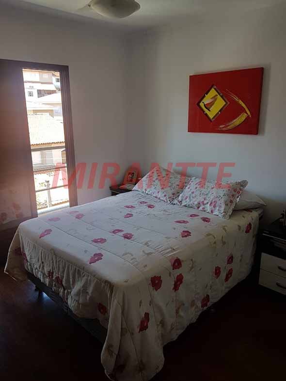 Sobrado de 260m² com 3 quartos em Vila Nova Mazzei
