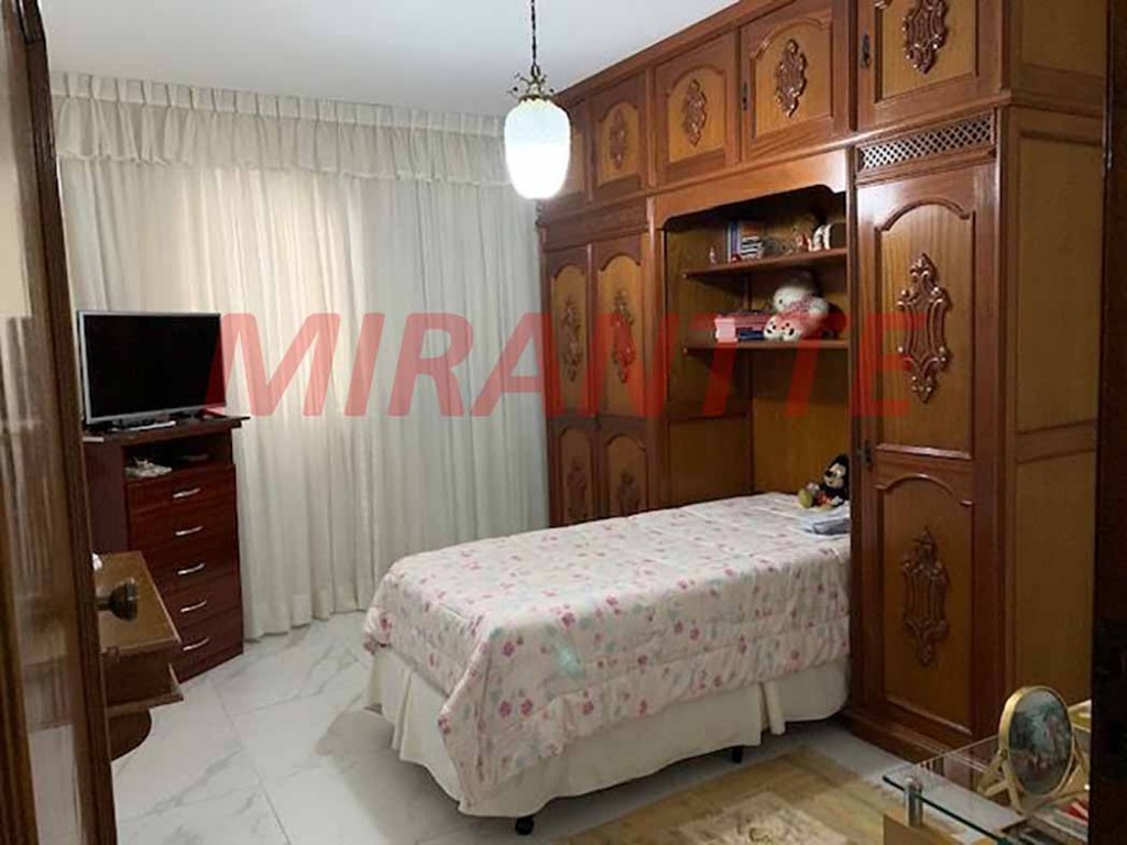 Sobrado de 370m² com 3 quartos em Vila Paiva