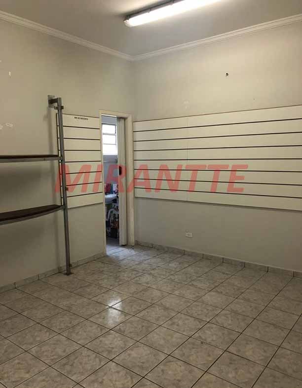 Conjunto comercial em Cerqueira César