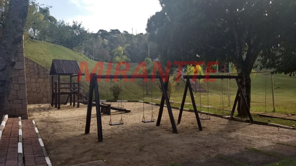 Terreno de 1.25m² em Serra Da Cantareira
