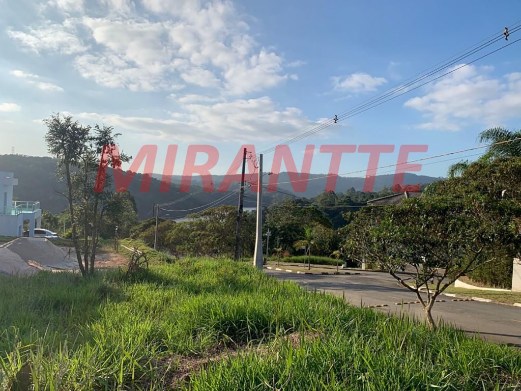 Terreno de 1.25m² em Serra Da Cantareira