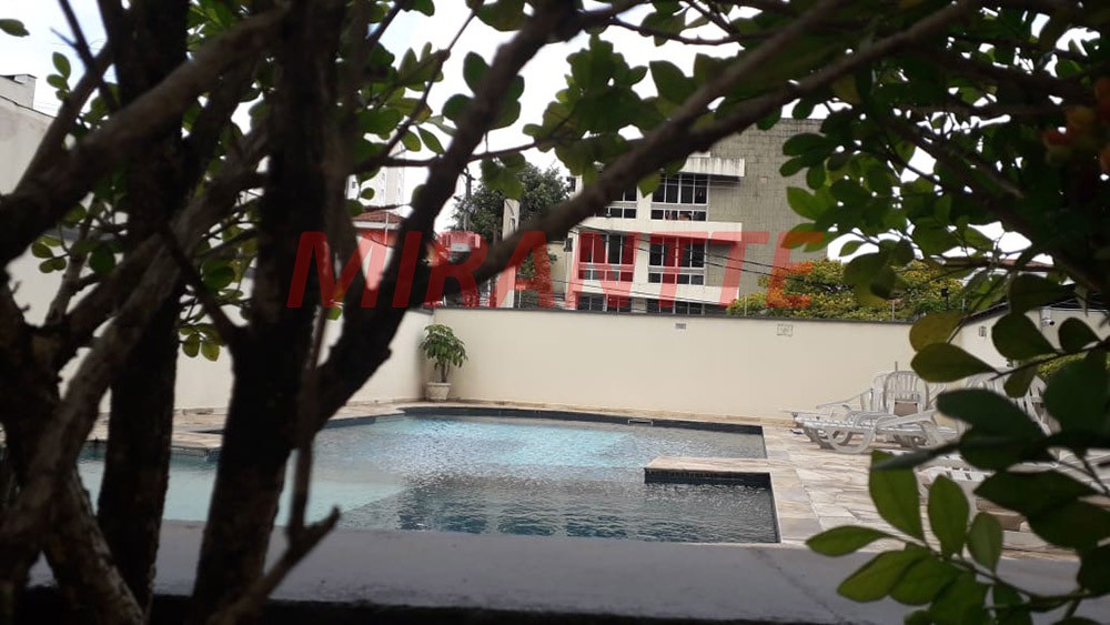 Apartamento de 68m² com 2 quartos em Água Fria