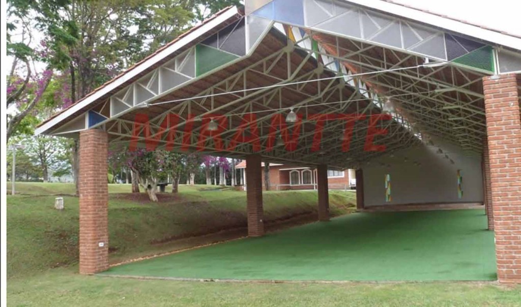 ChÁcara de 1500m² em Centro