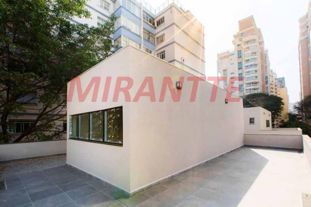 Comercial de 1000m² em Jardim Paulista