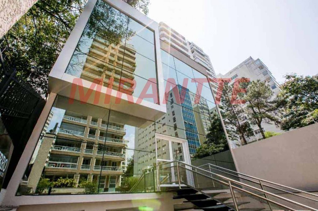 Comercial de 1000m² em Jardim Paulista