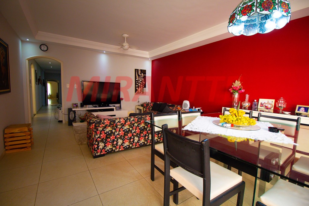 Casa terrea de 260m² com 3 quartos em Vila Rosália