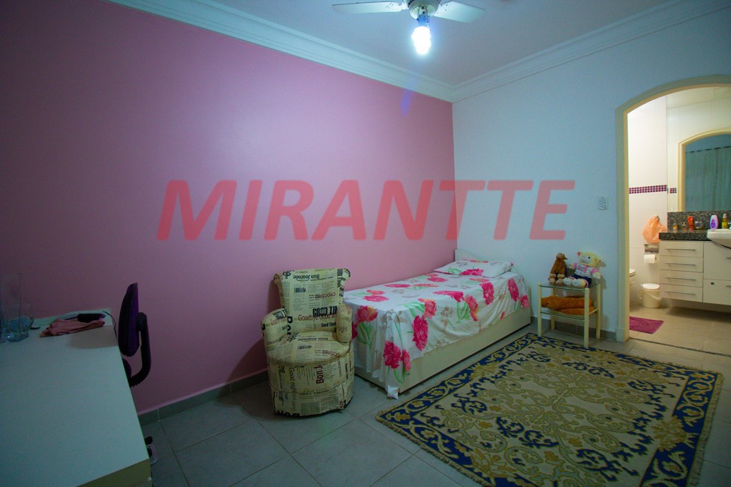 Casa terrea de 260m² com 3 quartos em Vila Rosália