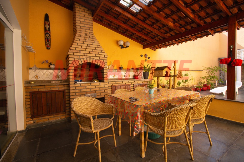 Casa terrea de 260m² com 3 quartos em Vila Rosália